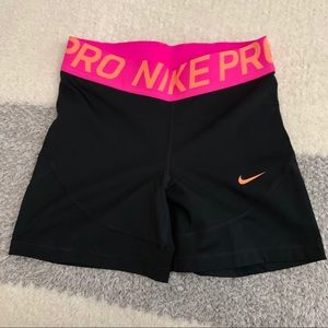 Nike pro short
